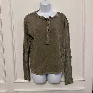 WE THE FREE DISTRESSED LONG SLEEVE TOP phoebe green shirt extra large xl